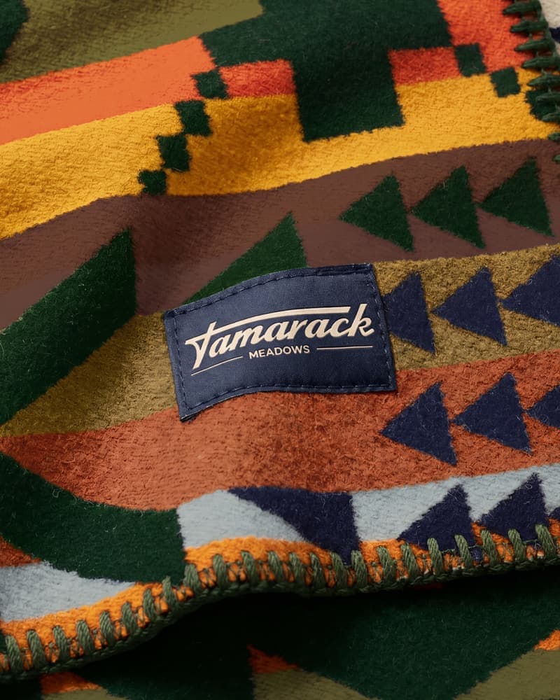 Tamarack Meadows woven blanket label